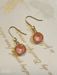 8㎜フラミンゴイグナイトスワロフスキーの一粒ピアス