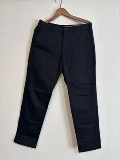 【美品】ユニクロ スリムフィットチノ ブラック ウエスト79cm（W31）