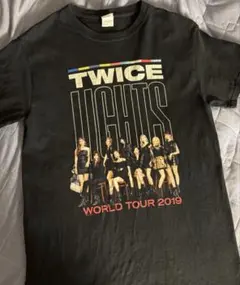 TWICE 4thワールドツアー　Tシャツ