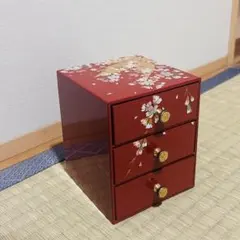 昭和レトロ】小引き出し 小物入れ 3段 朱赤 花柄 ヴィンテージ 当時物