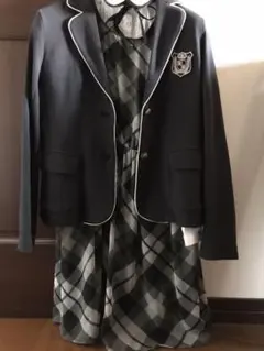 上品 卒業式 女の子 スーツ