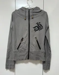 d.i.a.グレーのフード付きパーカー