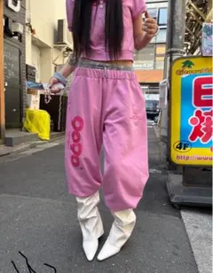 ピンク ジョガーパンツ