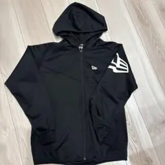 NEW ERA ブラック ジップアップパーカー