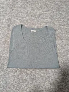 GU　リブニットスクエアネックタンクトップ