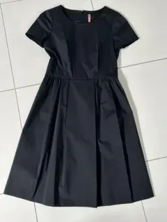 UNTITLEDブラック 半袖 ワンピース