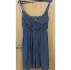 ブラック ストラップ付き パーティードレス