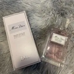 【DIOR】 シルキーボディミスト100ml