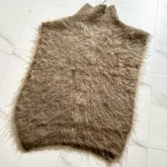 23aw　極美品　me イッセイ ミヤケ　モヘア　シープ ニット ベスト　トップのサムネイル