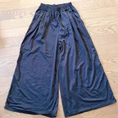 パンツスカート　黒　フリーサイズ