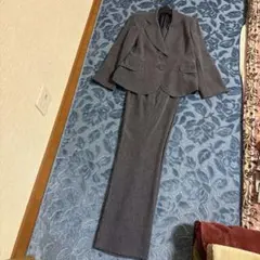 LA VORO グレー パンツスーツ15 号