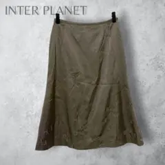 【INTER PLANET】　サテンフレアスカート　ミモレ丈　カーキ　02のサムネイル
