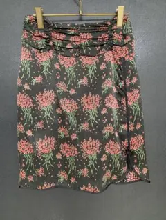 未使用品　ME&ME COUTURE 花柄スカートのサムネイル