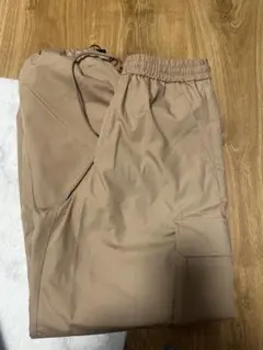 GU ベージュ カーゴパンツ S