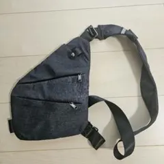 ボディバッグ