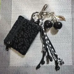 ハンドメイド　バックチャーム　じゃらじゃらキーホルダー　パラコード　さくらんぼ