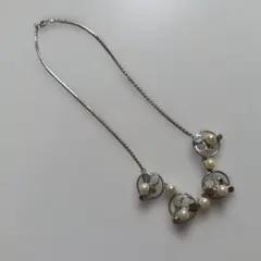 ネックレス　パールとシルバーの円形モチーフ