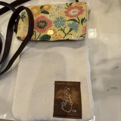 ピーターラビットポシェット　　ピーターラビット