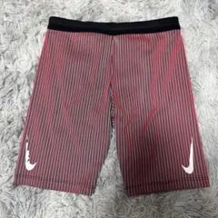 Nike Dri-FIT ストライプショートパンツ