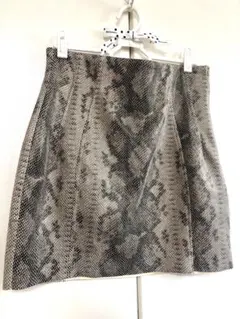 ZARA ヘビ柄 ハイウエストタイトスカート M 美品