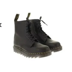 DR. MARTENS 1460 Pascal Ziggy ブラックレザーブーツ