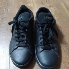 限定お値下げ★adidasブラックスニーカー25.5センチ　卒業式