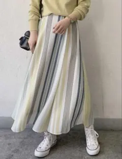 【新品未開封】cheek マルチストライプスカートのサムネイル