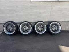 workジスタンス19インチになります。のサムネイル