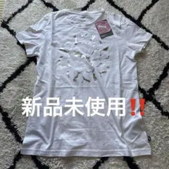 【新品】PUMA メタリックロゴ Tシャツ ホワイトタグ付き
