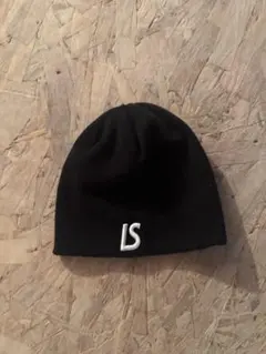 ルースイソンブラロゴ刺繍 ニット帽 ビーニー ブラックのサムネイル