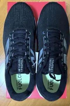 New Balance FUELCELL PROPEL ブラック