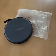 新品 未使用品　 BOSE イヤホンケース ブラックのサムネイル