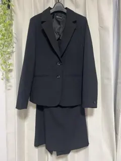 黒　スカートスーツ 11号　ビジネススーツ　リクルートスーツ　入学式