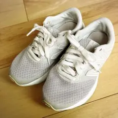 ニューバランスWE420JW2 ライトグレー