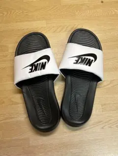 Nike スポーツサンダル ホワイト/ブラック