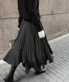 プリーツティアードスカート