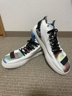 【値下】スニーカー ホワイト ホログラフィックのサムネイル