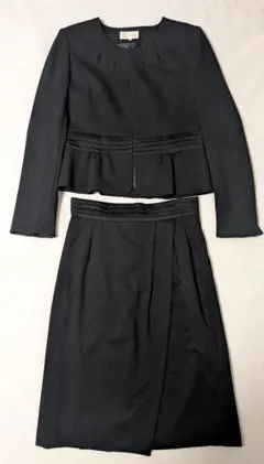 東京ソワール　11号　ブラック　スカートセットアップ