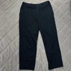 【ユニクロ】アンクルパンツ　黒ストライプ　Mサイズ