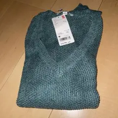 未使用UNIQLOプレミアムリネンメッシュVネックセーター　M