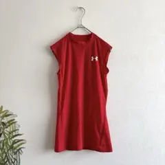 A1298 UNDER ARMOUR トレーニングウェア　ノースリーブ　赤
