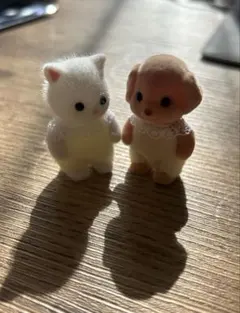 シルバニア　トイプードルの赤ちゃん　ペルシャネコの赤ちゃん　セット
