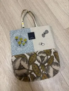 Kanmi. ハンドバッグ ウッドハンドル ドット柄 - メルカリ