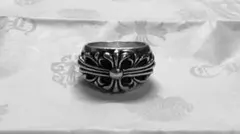 正規品 Chrome Hearts フローラル クロス リング 13~13.5号のサムネイル