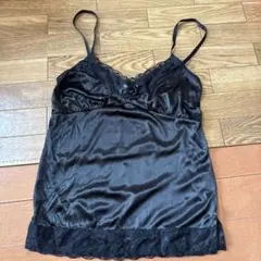 新品 セシルマクビー スリット入り キャミソール 黒 レース リボン フリー