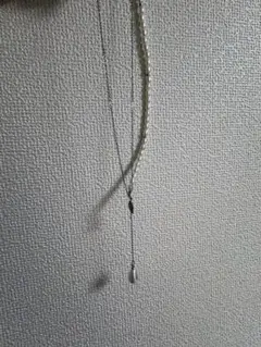 パールと金属のレイヤードネックレス