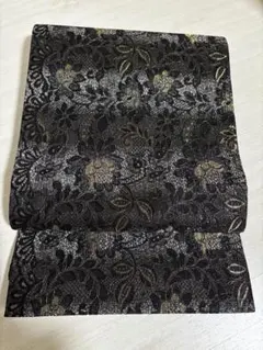 袋帯 ダマスク ふくらし 黒々 黒箔 六通 お仕立て込み - メルカリ