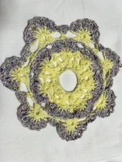 ハンドメイド かぎ針編み レース模様 シュシュ