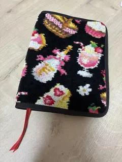 美品 FEILER/フェイラー 母子手帳ケース 動物柄 大きめサイズ - メルカリ