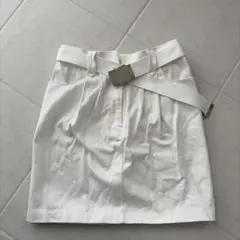 スナイデル　白スカート
